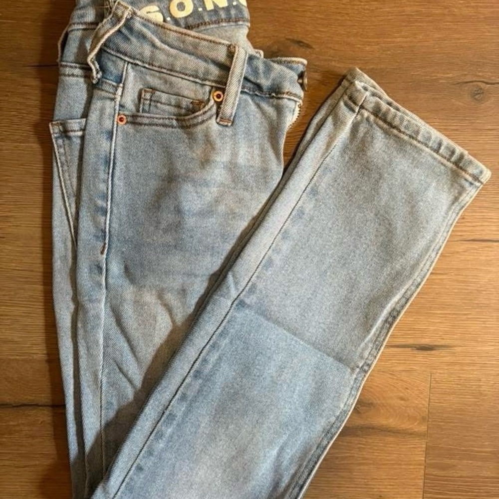 Classic Light Blue Women's Jeans